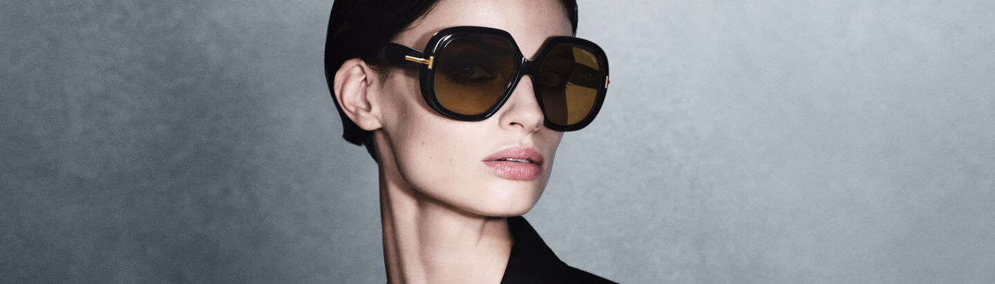 EYEWEAR