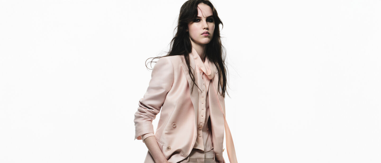 INTRODUCING WOMEN'S SUMMER 25