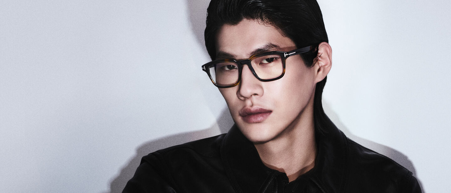 EYEWEAR