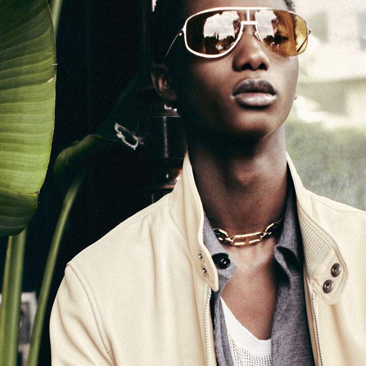 EYEWEAR